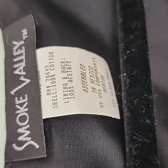 Holiday Vest - Picture 3 of 5